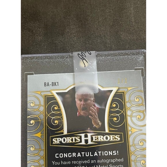 2018 Leaf Bobby Bob Knight 1/2 Red Wave Sports Heroes Autograph BA-BK1 Indiana - Picture 5 of 6